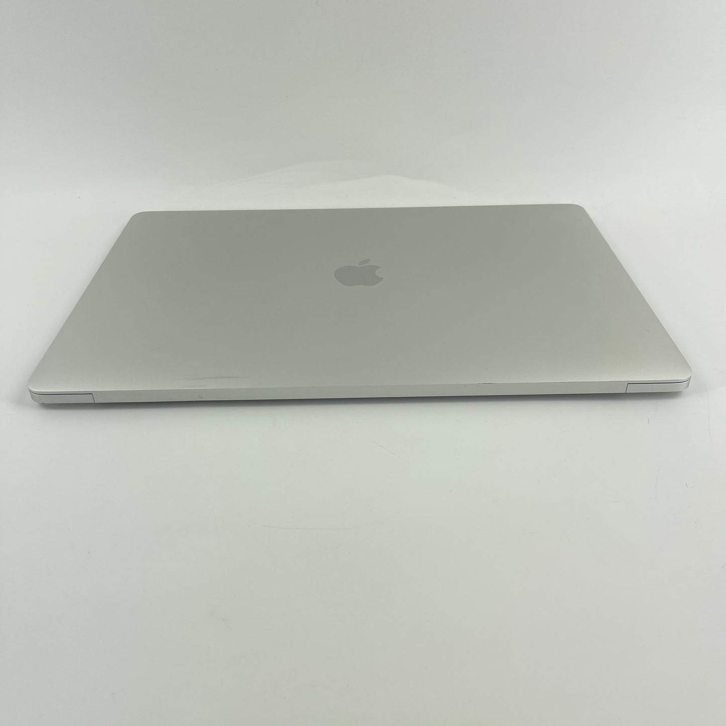 2019 Apple MacBook Pro 15.4" i9 2.3GHz 16GB RAM 512GB SSD Silver A1990