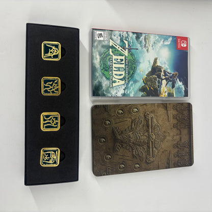 Nintendo Switch OLED The Legend of Zelda: Tears of the Kingdom Edition Bundle
