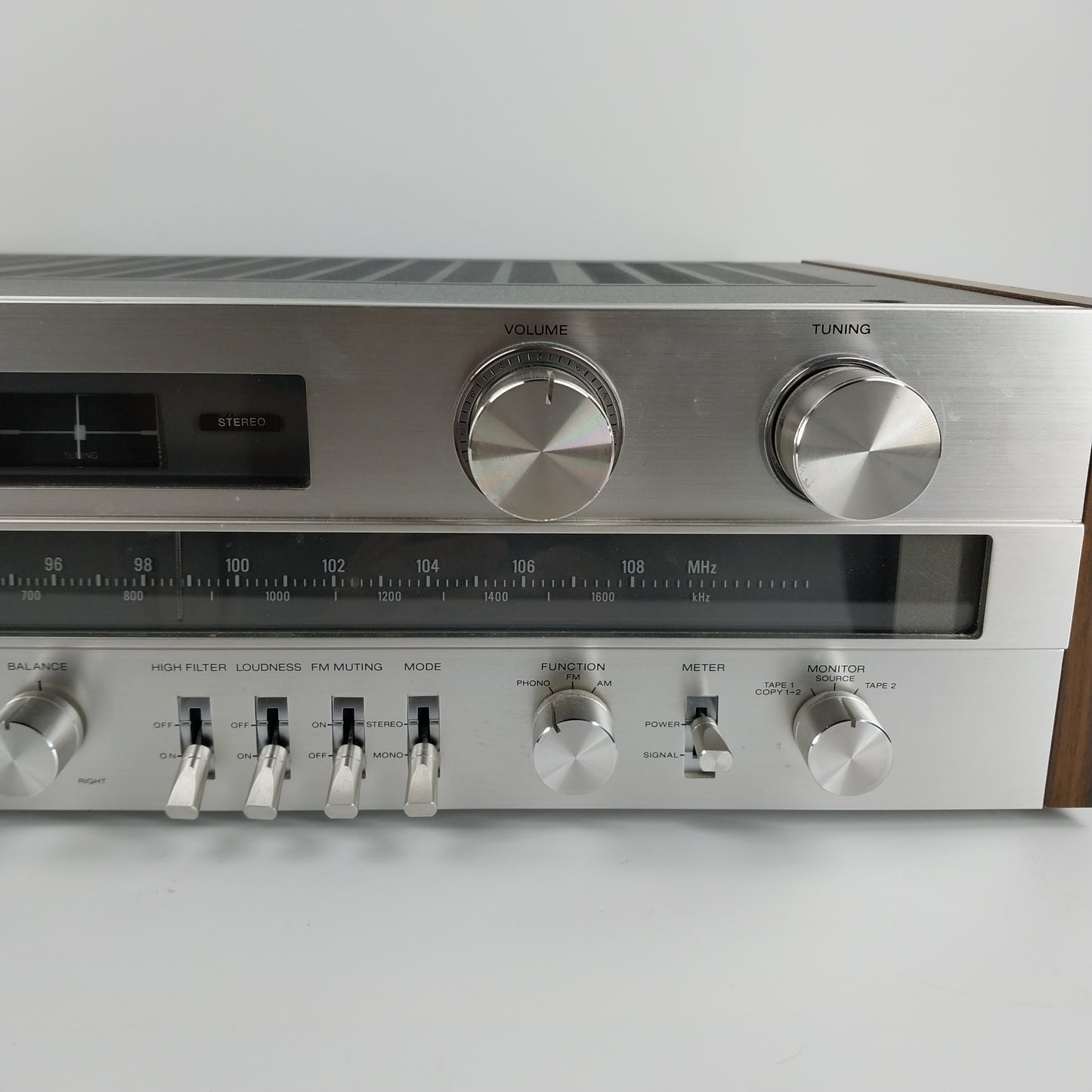 Sony STR-V4 AM/FM Stereo Receiver