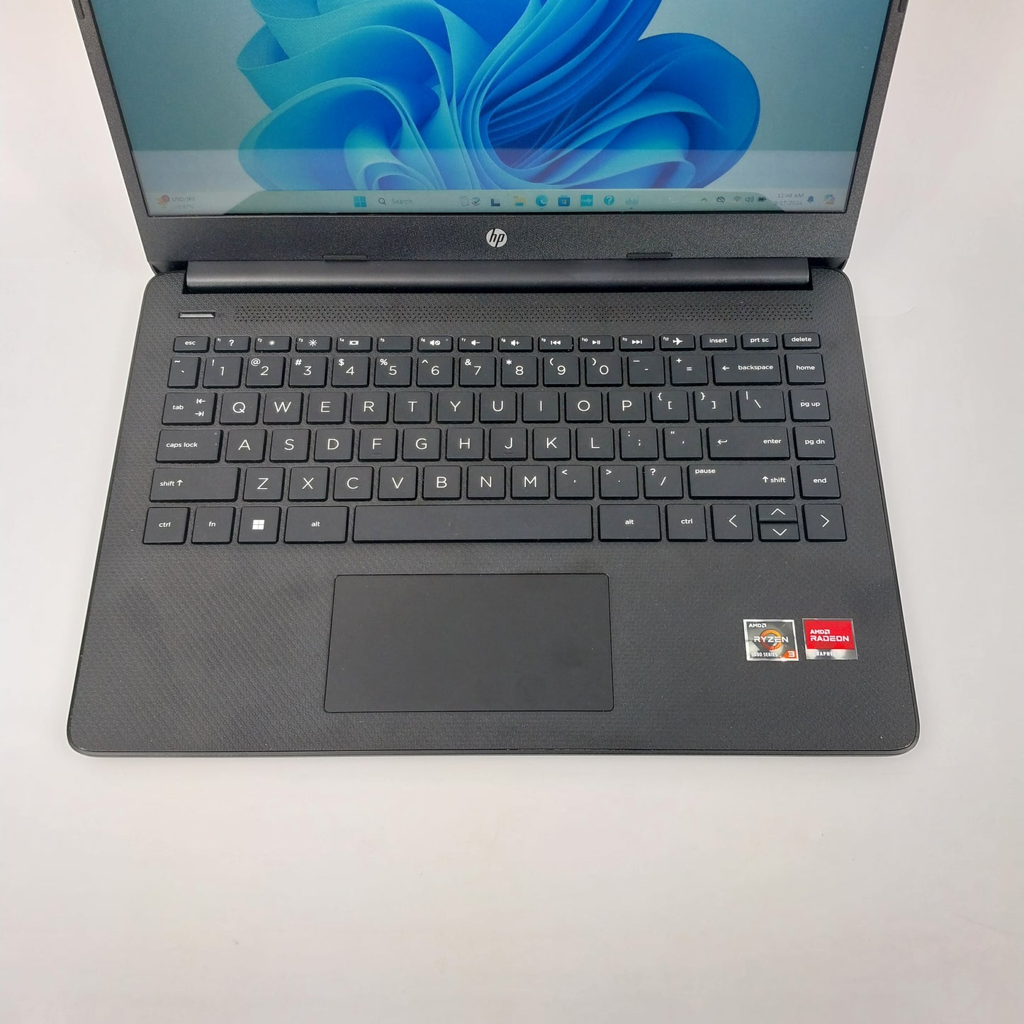 HP Laptop 14-fq1003cl 81K12UA 14" Ryzen 3 5300U 2.6GHz 8GB RAM 256GB SSD