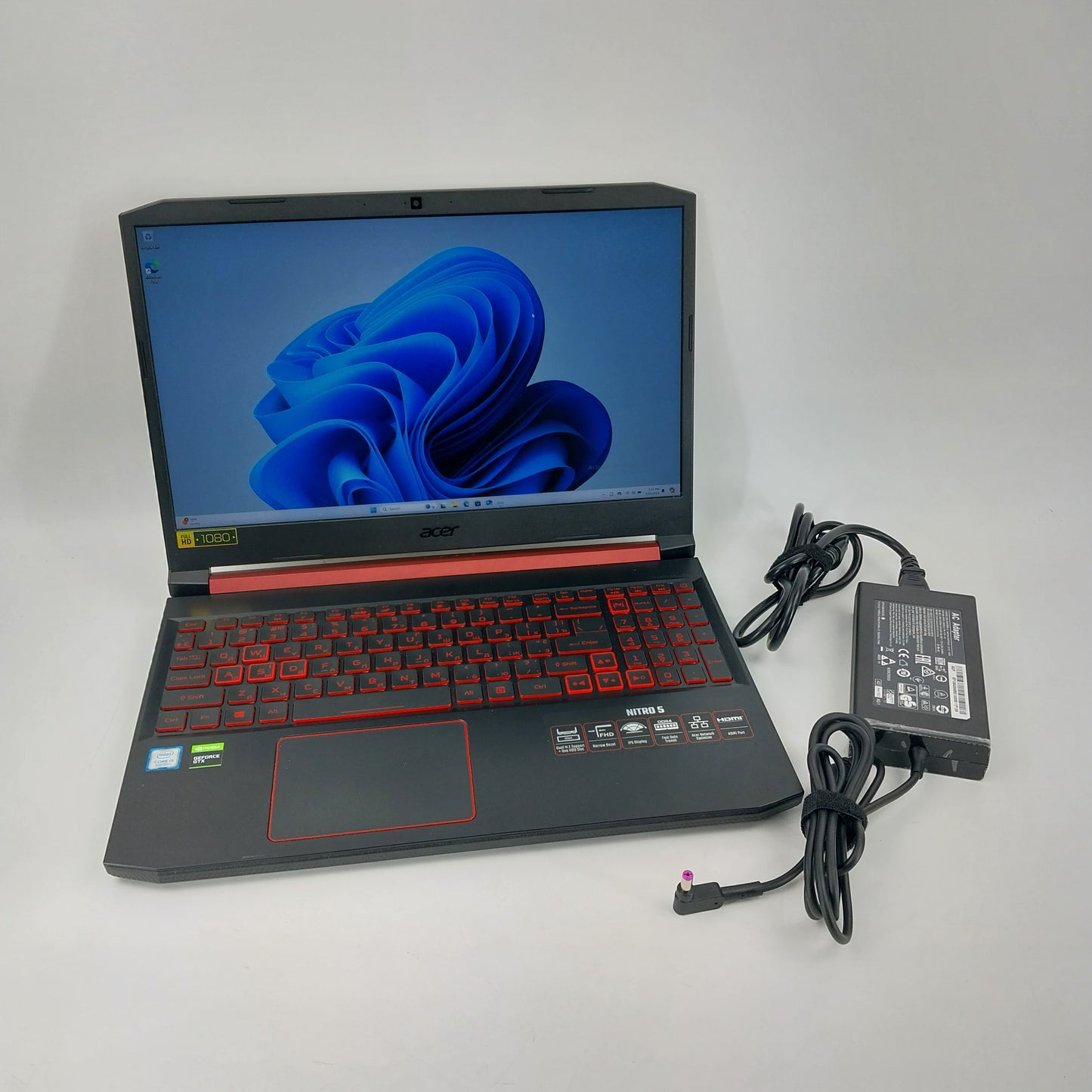 Acer Nitro 5 N18C3 15.6" i5-9300H 2.4GHz 8GB RAM 512GB SSD GeForce GTX 1050