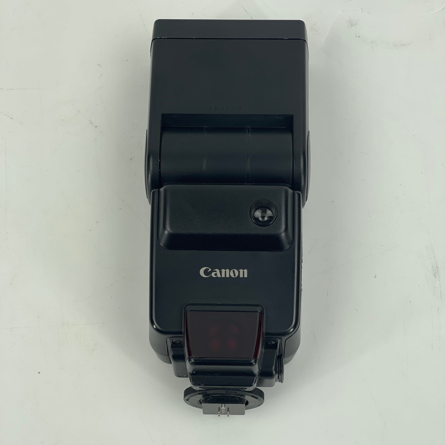 Canon EOS 850 35MM Film Camera with Canon 35-70mm f/3.5-4.5 Lens