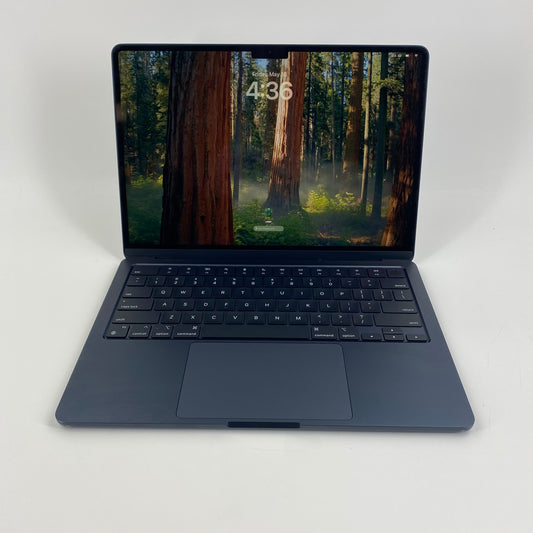 2022 Apple MacBook Air 13.6" M2 8C GPU 3.5GHz 8GB RAM 256GB SSD A2681