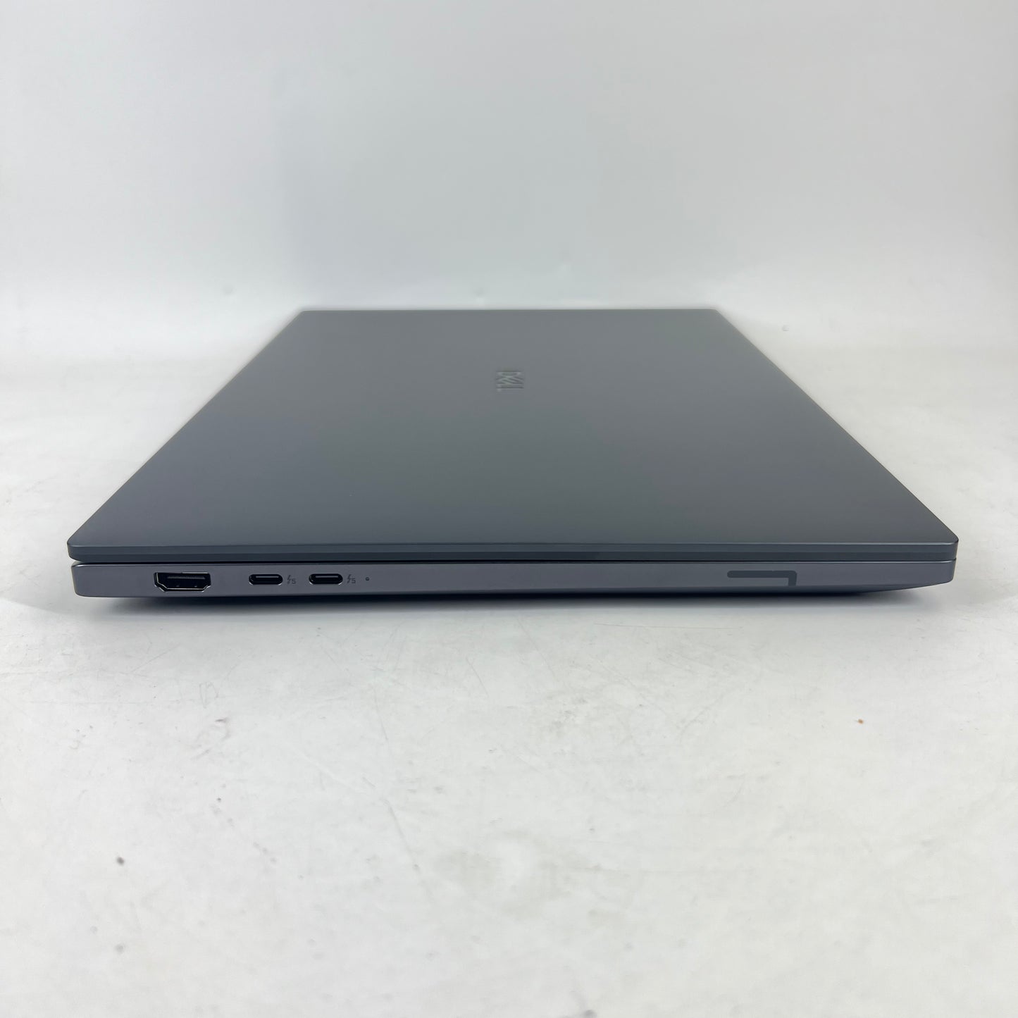 Dell Pro Max 16 Premium MA16250 16" Ultra 9 285H 64GB RAM 1TB PRO 2000 Blackwell