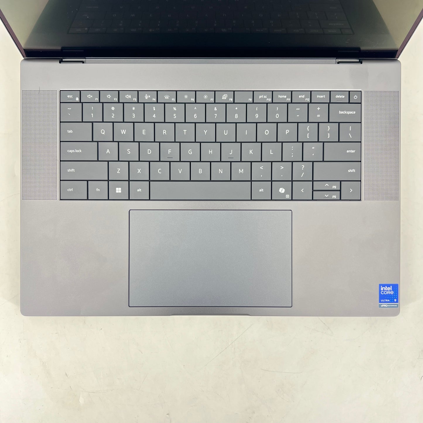 Dell Pro Max 16 Premium MA16250 16" Ultra 9 285H 64GB RAM 1TB PRO 2000 Blackwell